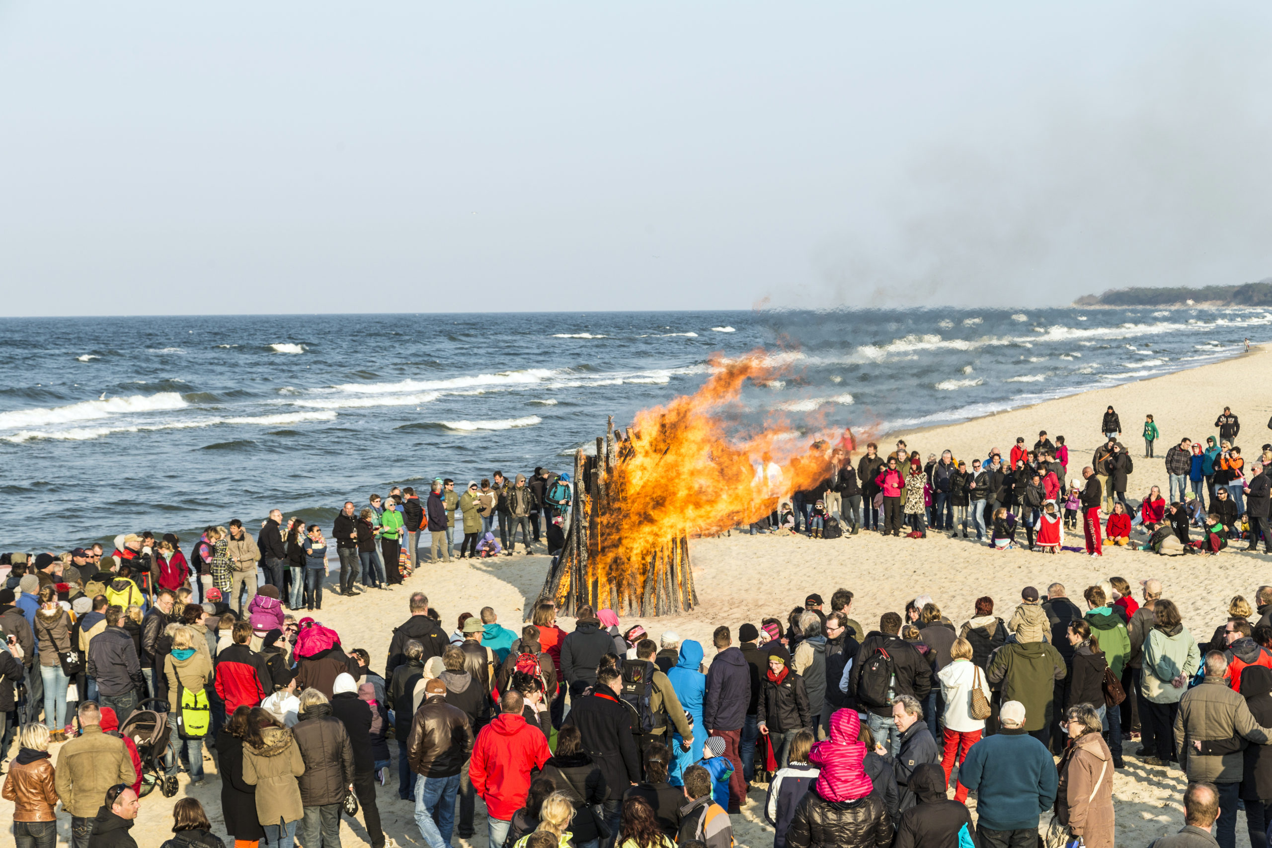 Osterfeuer-auf-Usedom