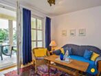 Villa Margot Whg. 34 - Wohnzimmer mit Zugang zum Balkon