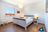 Villa Hügel B 04 - Whg. Möwe - Schlafzimmer mit Doppelbett
