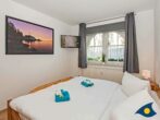 Villa Maria-Gabriele Whg, 02 - Schlafzimmer mit Doppelbett