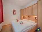 Villa an der Post Whg. 02 - Schlafzimmer 1 mit Doppelbett