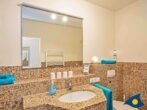 Dünen-Residenz C 18 - Badezimmer mit Dusche und WC