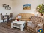 Haus Möwe Whg. 01 - Wohnzimmer mit integrierter Küchenzeile