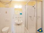 Villa Cosima Whg. 13 - Badezimmer mit Dusche und WC