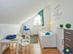 Villa Maria-Gabriele Whg. 13 - Schlafzimmer 2 mit Doppelbett, Tandembett für 2 Kinder und Kinderbett