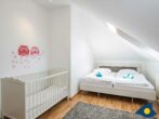 Villa Maria-Gabriele Whg. 13 - Schlafzimmer 2 mit Doppelbett, Tandembett für 2 Kinder und Kinderbett