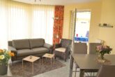 Dünen-Residenz B 07 - Wohnbereich mit Zugang zum Balkon