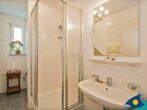 Villa Margot Whg. 04 / - Badezimmer mit Dusche und WC