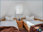 Reetdachhütte im Birkenhain - Schlafzimmer 1 mit zwei Einzelbetten