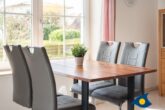Ferienhaus Gartenstraße Whg. 01 - Wohnzimmer mit Essbereich
