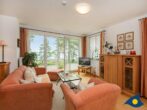 Villa Strandperle, Whg. 09 - offener Wohnbereich mit Meerblick