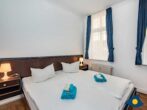 Villa Sonnenschein Whg. 03 /- - Schlafzimmer mit Doppelbett