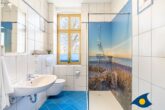 Ostseevilla Whg. 02 - Badezimmer mit großer ebenerdiger Dusche