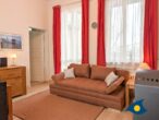 Villa Waldblick Whg. 03 - Wohnbereich mit Schlafsofa (Aufbettungsmöglichkeit für 3. Person)