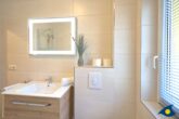 Kirchstraße Whg. 01 /- - Badezimmer mit DU / WC