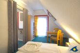 Kirchstraße Whg. 01 /- - Schlafzimmer mit Zugang zum Balkon