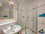 Villa Strandperle, Whg. 11 - Badezimmer mit Dusche und WC