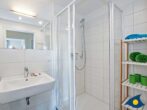 Villa Ilse Whg. 05 /- - Badezimmer mit Dusche und WC