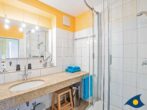 Dünen-Residenz B 18 - Badezimmer mit Dusche und WC