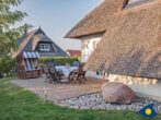 Haus Klabautermann - Terrasse mit Sitzmöglichkeiten und Strandkorb