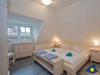 Haus Klabautermann - Schlafzimmer 3 mit Doppelbett im 1.OG