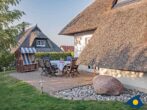 Haus Klabautermann - Terrasse mit Sitzmöglichkeiten und Strandkorb