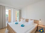 Parkresidenz Zwei Linden Appartement 02 - Enjoy / - Schlafzimmer 2  mit Doppelbett und Zugang zur Terrasse