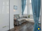 Rolandseck I, Whg. 09 //- - Wohnbereich mit Couch und TV