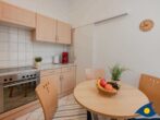 Villa Fichtenhain Whg. 01 - Küche mit Zugang zum Bad