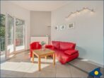 Apartmenthaus Baltic Five - Whg. 2 - Wohnbereich mit Zugang zum Balkon