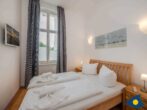 Villa Frisia Whg. 25 - Schlafzimmer mit Doppelbett