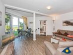 Ferienwohnung Sellin 07 - Wohnzimmer mit Zugang zur Terrasse