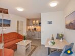 Ferienhaus Eichelhäher - Rückzugsort mit Grill & Terrasse - Wohnzimmer inkl. Küchenzeile