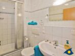 Villa Strandperle, Whg. 06 - Badezimmer mit Dusche und WC