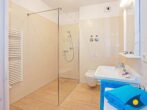 Villa Hügel B 02 - Zaczernie - Badezimmer mit Dusche und WC