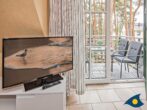Fräulein Loddin Whg. Ole - Wohnzimmer mit Zugang zum Balkon