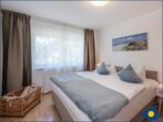 Dünenhaus Christa Whg. 12 - Schlafzimmer mit Doppelbett