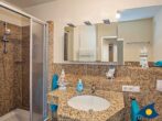 Dünen-Residenz C 05 - Badezimmer mit Dusche und WC