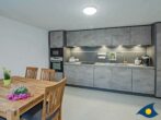 Ferienhaus Buntspecht - Essbereich mit Küchenzeile
