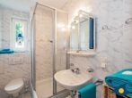 Villa Margot Whg. 30 - Badezimmer mit Dusche und WC