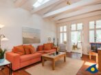 Villa Waldblick Whg. 08 - Wohnzimmer mit Zugang zur Verranda und zur Terrasse