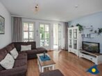 Villa Margot Whg. 11 / - Wohnzimmer mit Zugang zum Balkon