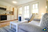 Villa Margot Whg. 05 // - Wohn-/ Essbereich mit offener Küche