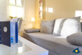 Villa Margot Whg. 05 // - Wohn-/ Essbereich mit offener Küche