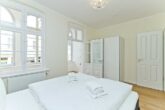 Villa Livia Whg. 01 /- - Schlafzimmer 2 mit Doppelbett und Erker