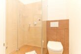 Villa Livia Whg. 01 /- - Badezimmer mit Dusche und WC