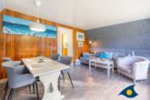 Reetdachhaus Ostseeglück im Birkenhain - Wohnbereich mit Schlafcouch